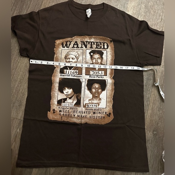 Wanted graphic tshirt - Picture 3 of 4